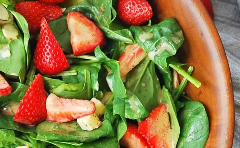 Spinach & Strawberry Salad